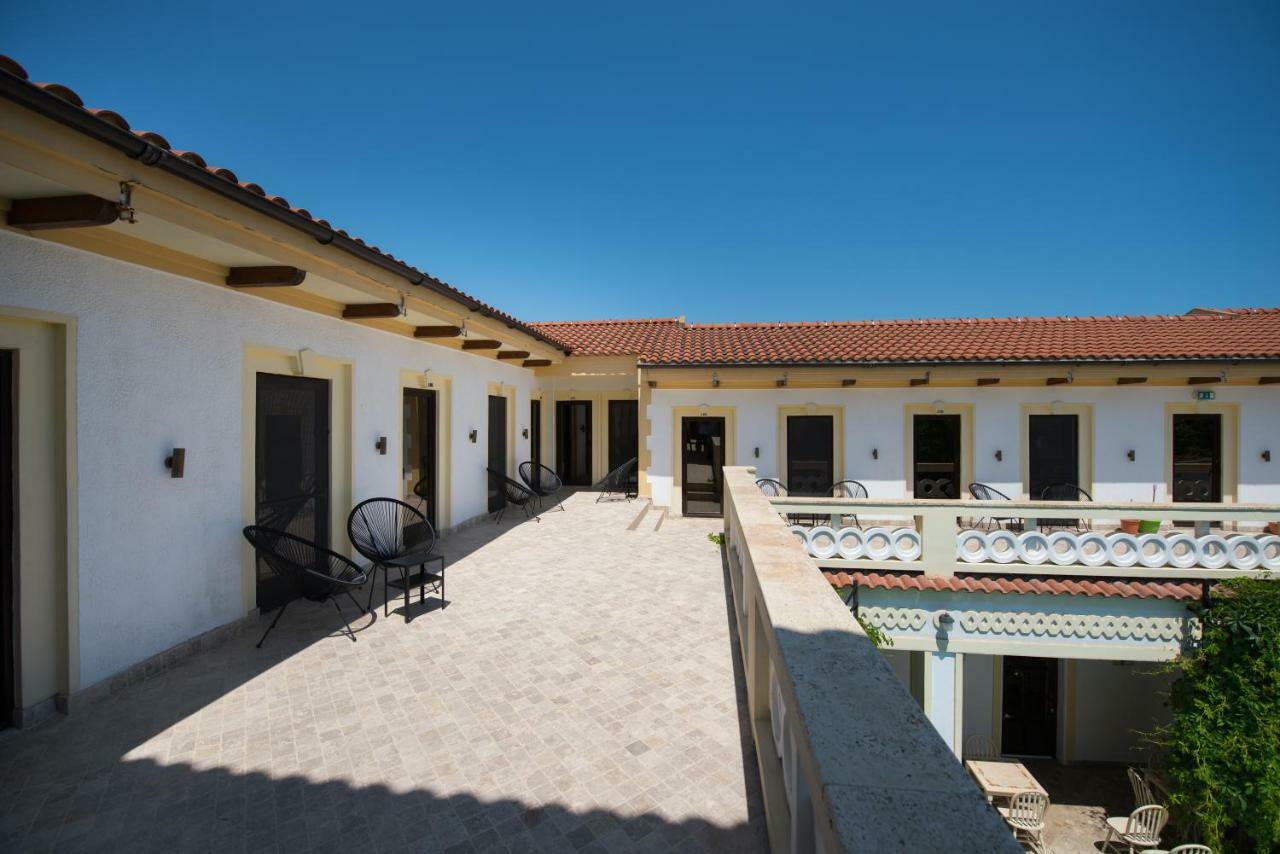 Villa Pontica ナボダリ エクステリア 写真
